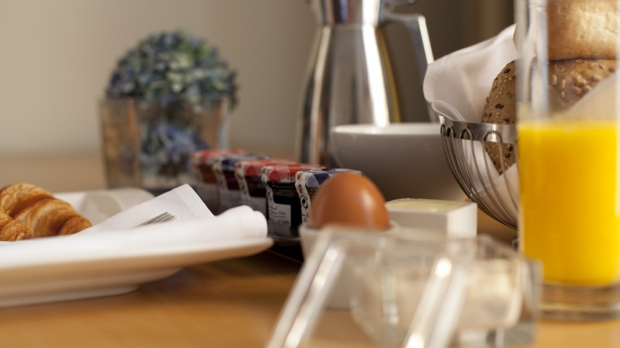 room breakfast relexa hotel Berlin - room breakfast